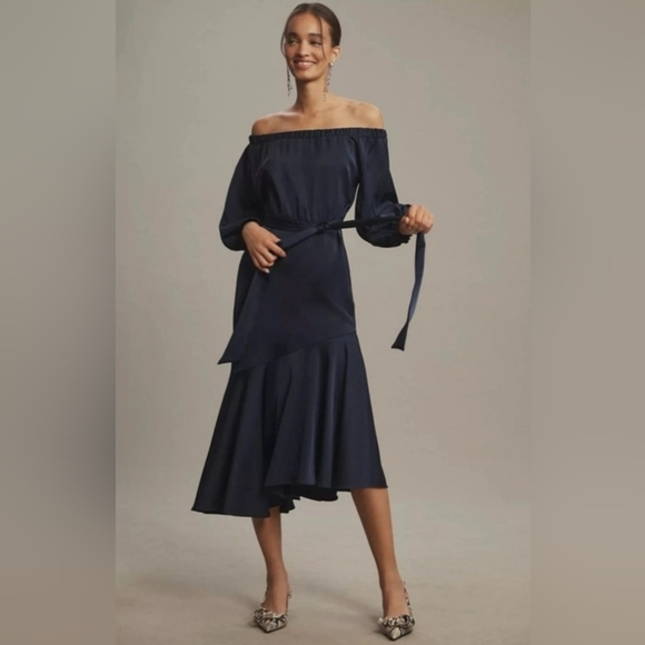 Sachin + Babi Dresses & Skirts - NWT Sachin & Babi Kai Dress 2 Navy Off Shoulder Long Sleeve Satin Maxi Tie Bow